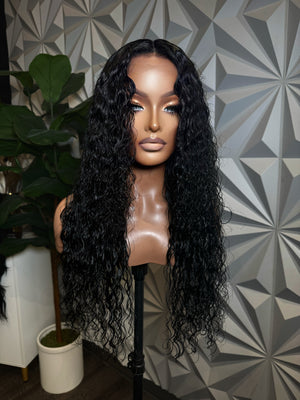 24” Jet black curly wig