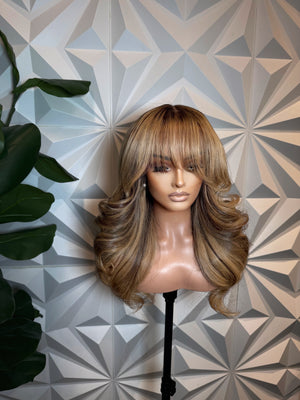 20” Ash blonde wig (4 bundles)